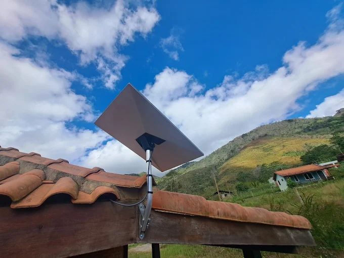 Antena starlink instalada Arraial do Sana