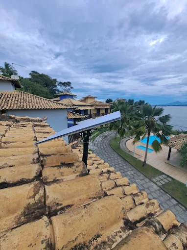 Starlink instalada em telhado